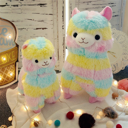 Buntes Plüsch-Lama | Kuscheltier in 3 Größen – Regenbogenfarben & weich